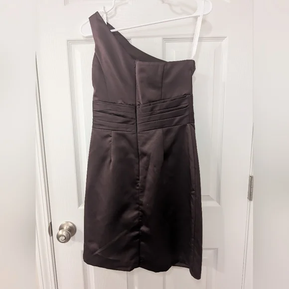 David's Bridal Size 6, One Shoulder Satin Dress W/ Pleated Bodice, Truffle/Brown - Picture 3 of 5